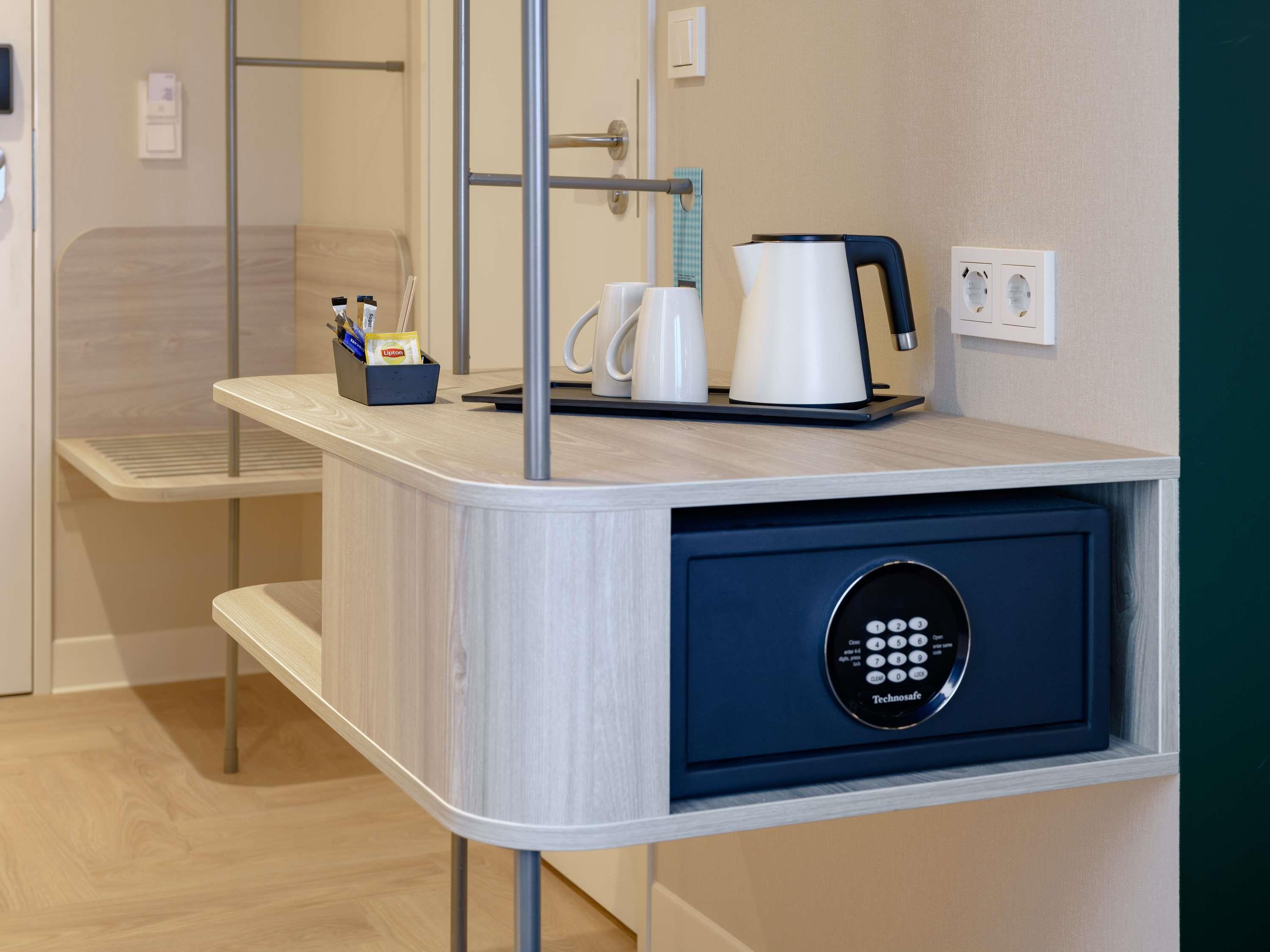 Ibis Styles Rotterdam Ahoy Room Type - Standard Room with 2 single beds