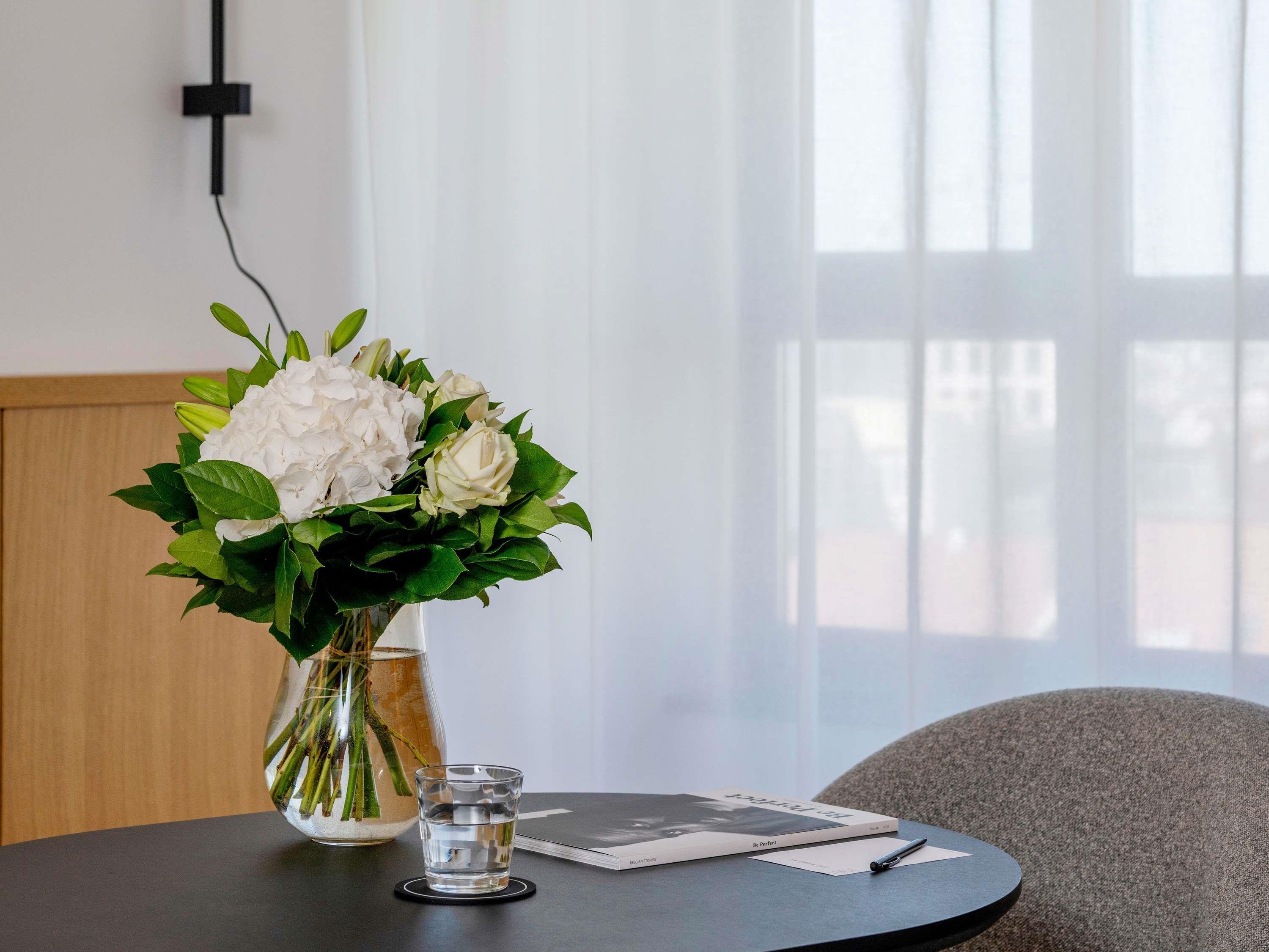 Le Louise Hotel Brussels - MGallery Room Type - Superior Room with two single beds - city view