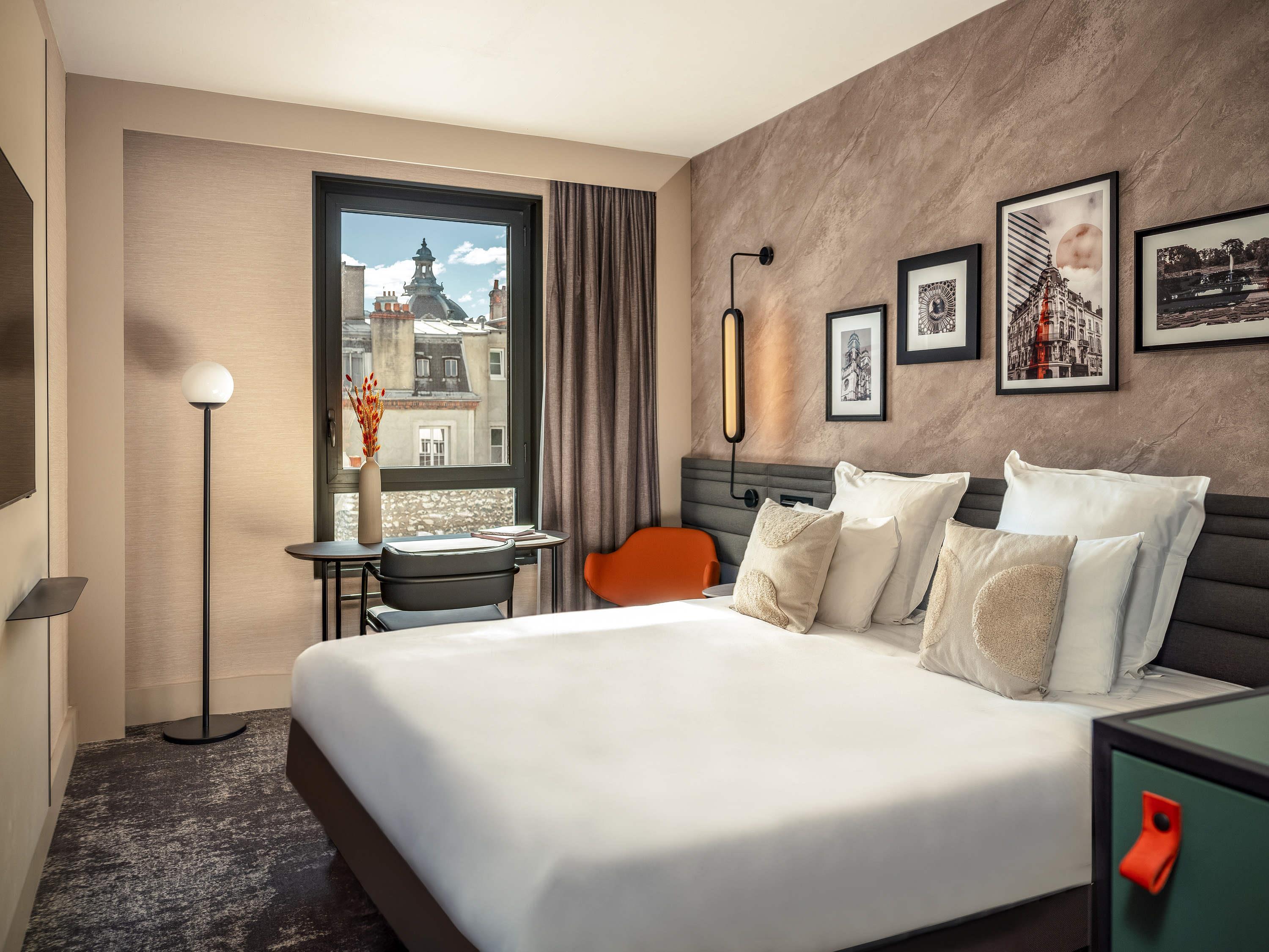 Novotel Orléans Centre Gare Room Type - Family Suite with 2 Superior communicating rooms