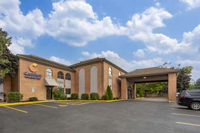 Comfort Inn & Suites - Mundelein/Vernon Hills