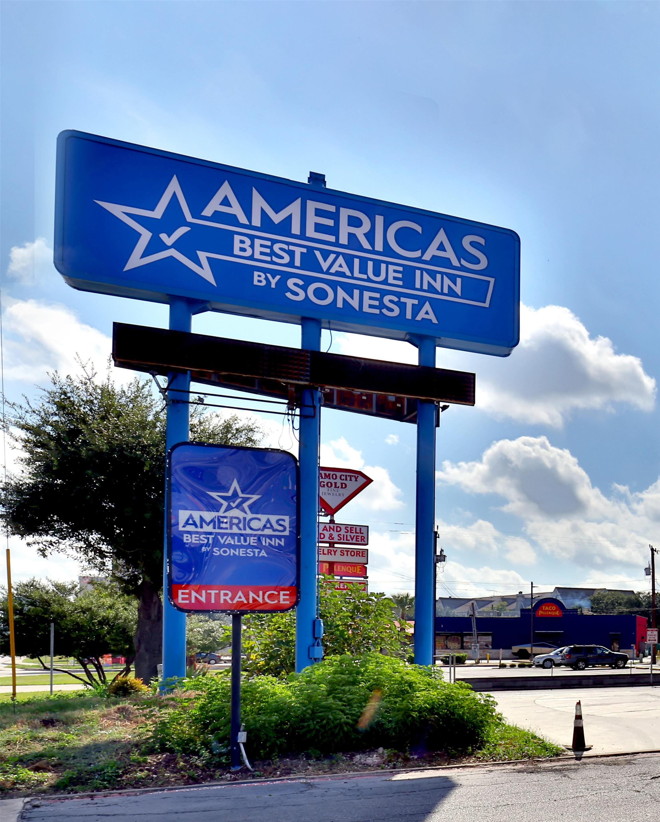 Exterior Signage | Americas Best Value Inn San Antonio Airport South