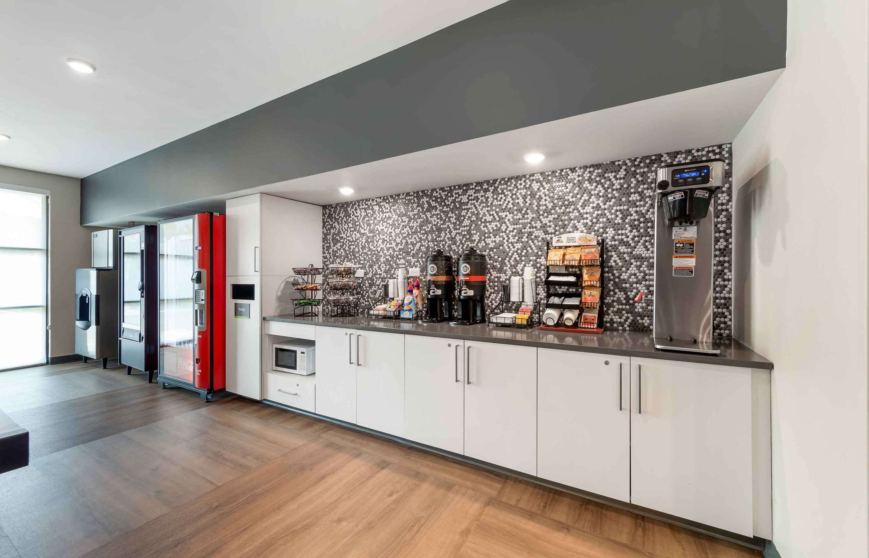 Free Grab-and-Go Breakfast | Extended Stay America Suites - Huntsville - Madison