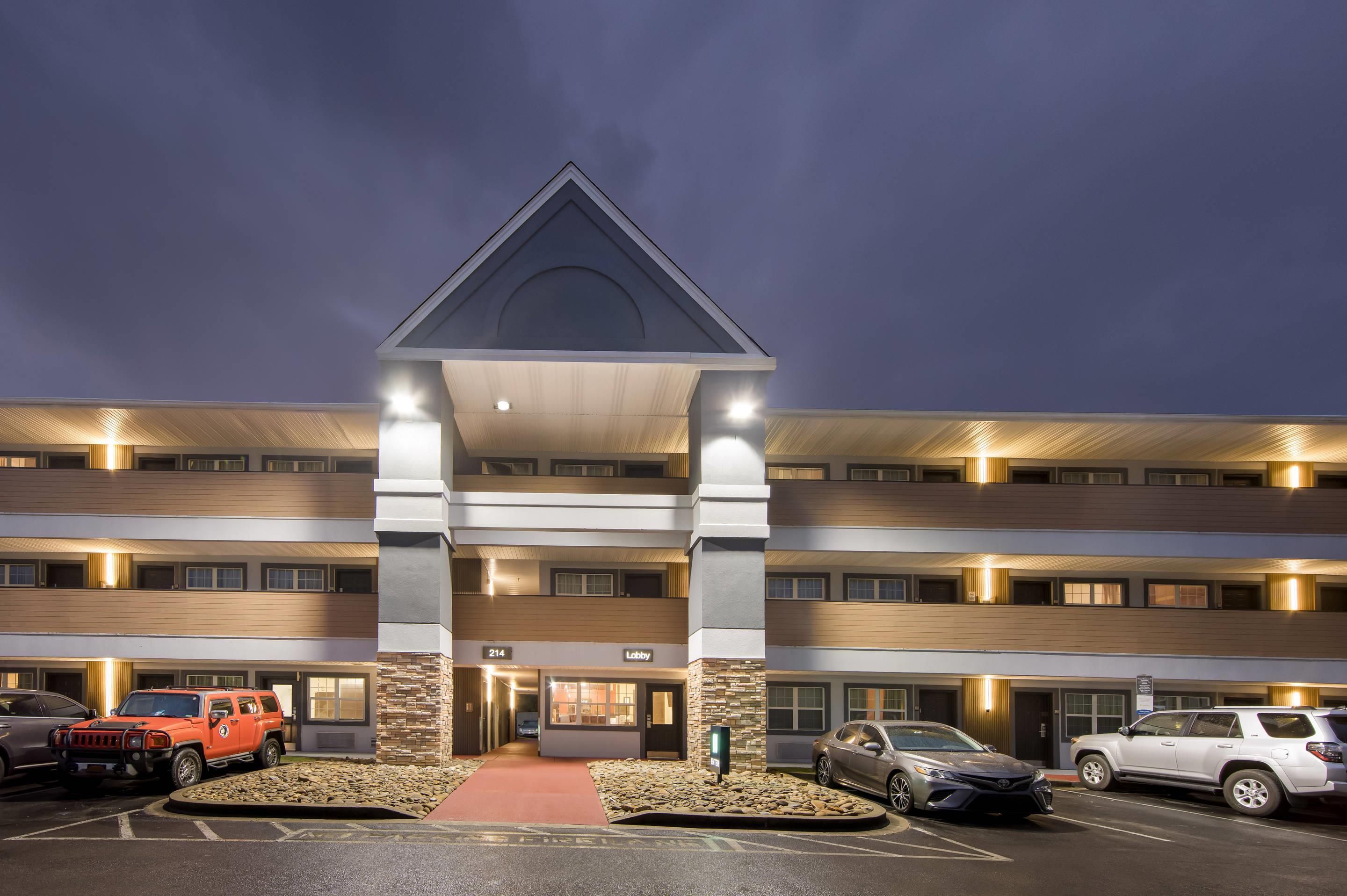 Hotel exterior | Mainstay Suites Knoxville - Cedar Bluff