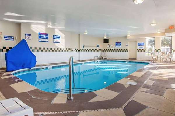Pool,Indoor/Interior,On-Site,Property Amenity,Recreation