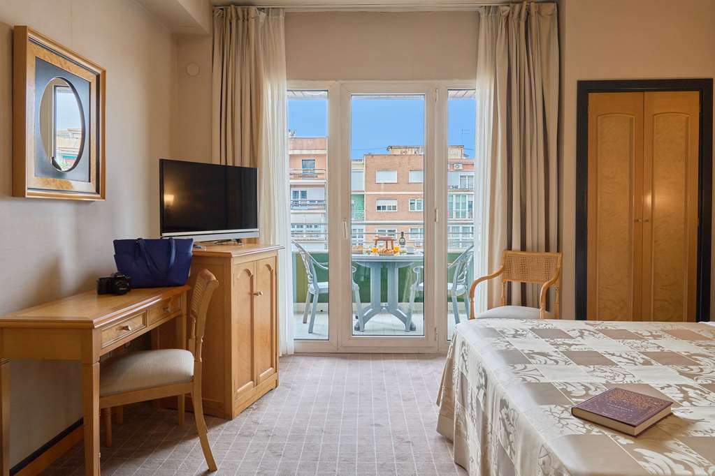 HOTEL MACIA CONDOR-guestroom-Guest Room,On-Site.jpg