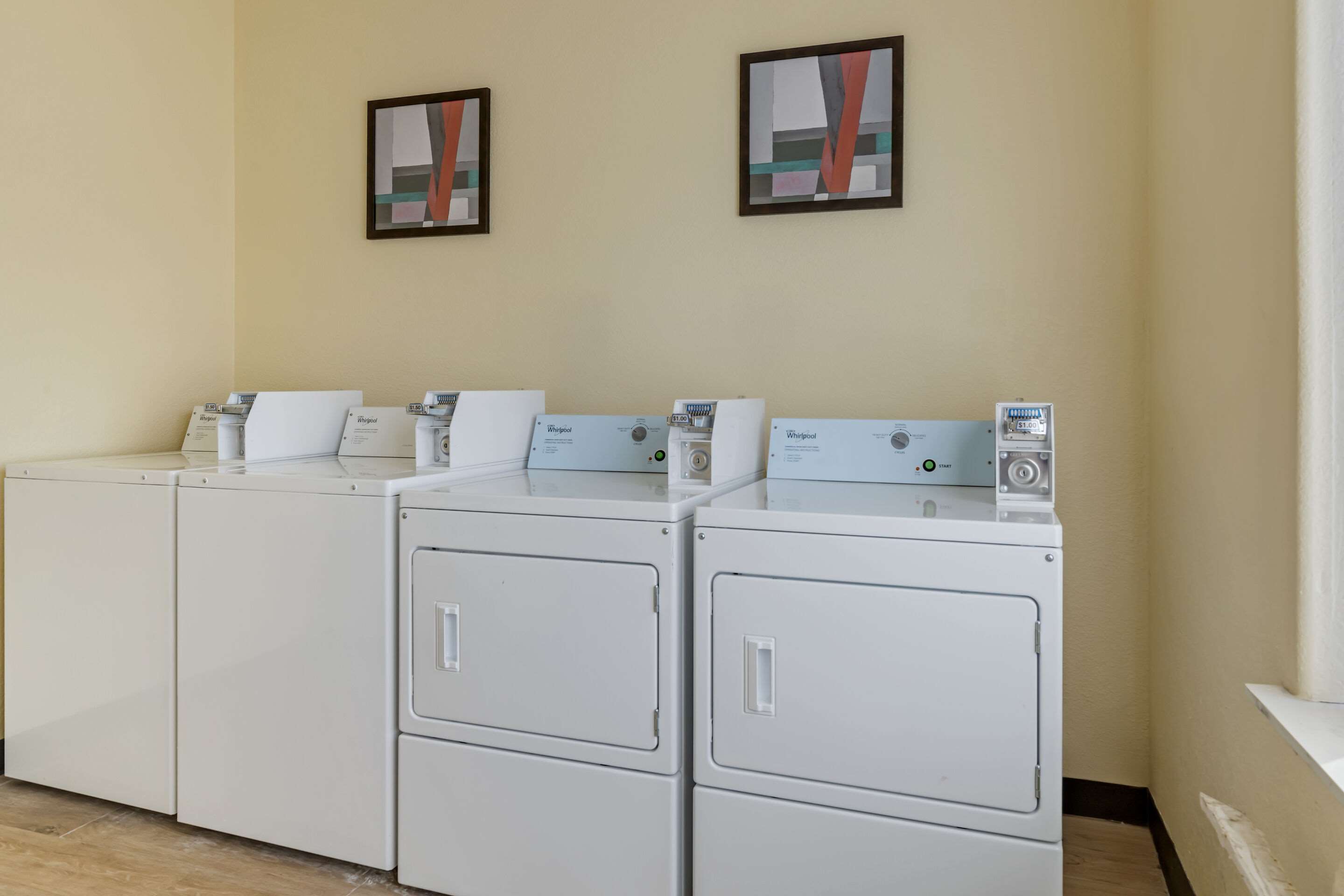 Guest laundry facilities | Amerik Suites Laredo at Mall Del Norte