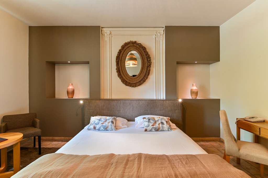 VILLA AUGUSTA-guestroom-Guest Room,On-Site.jpg