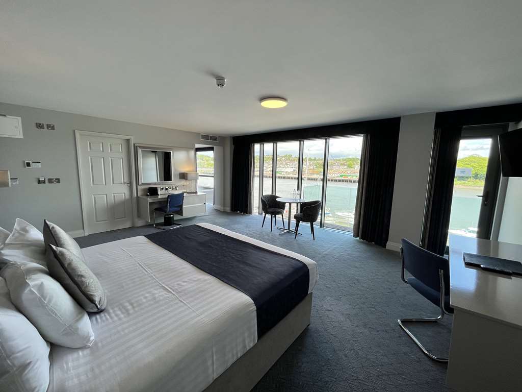 TOWER HOTEL AND LEISURE CENTRE-guestroom-Guest Room,On-Site.jpg