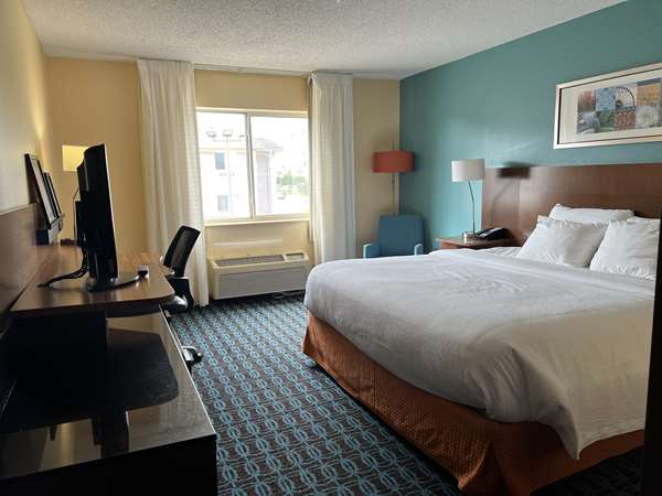  - SureStay Hotel by Best Western Bryan