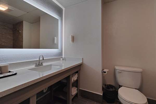  - Suburban Studios Airport Salt Lake City - I-80, Exit 113