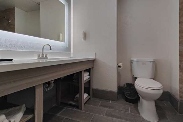  - Suburban Studios Airport Salt Lake City - I-80, Exit 113