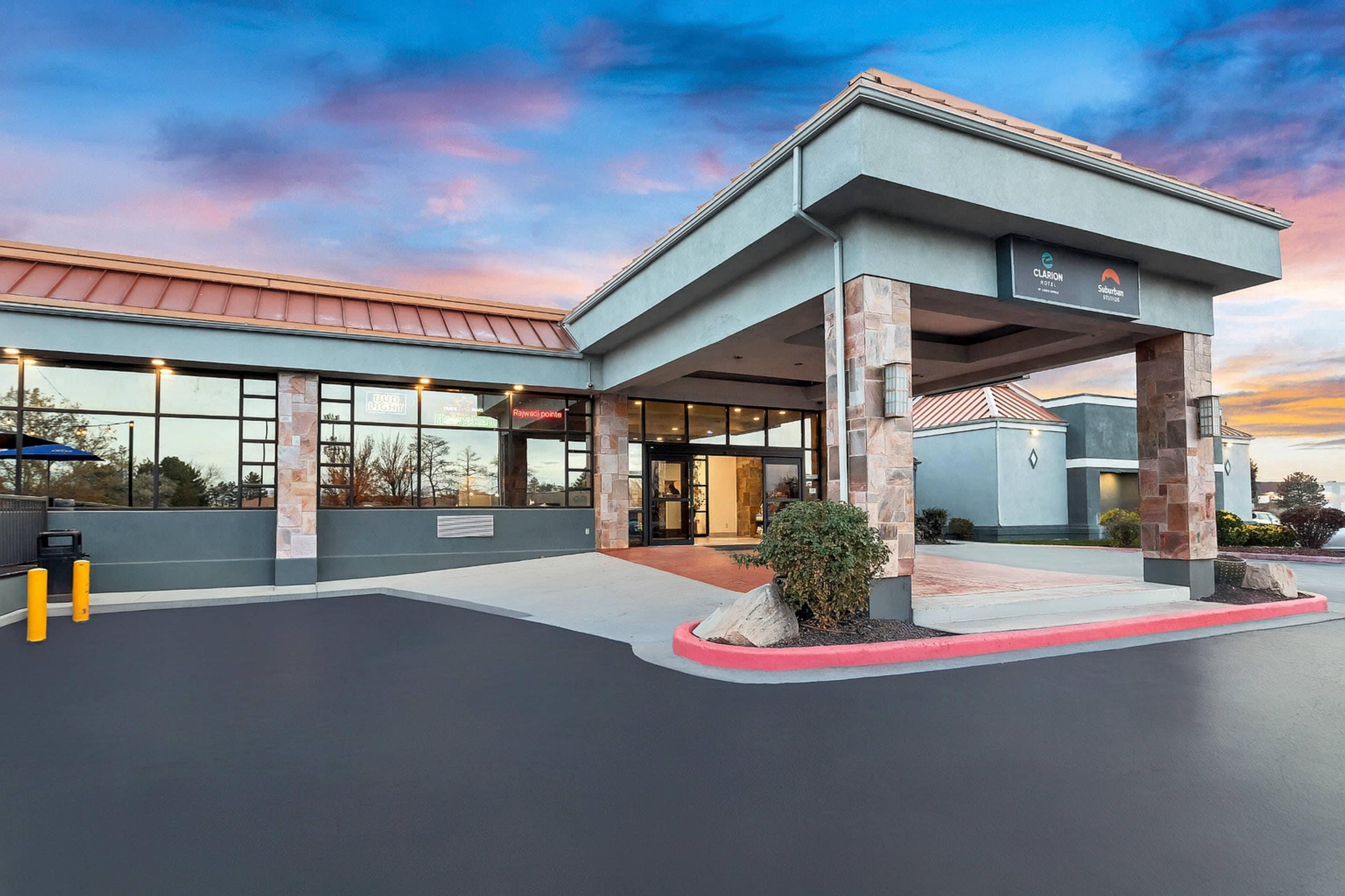 Hotel exterior | Suburban Studios Salt Lake City Airport