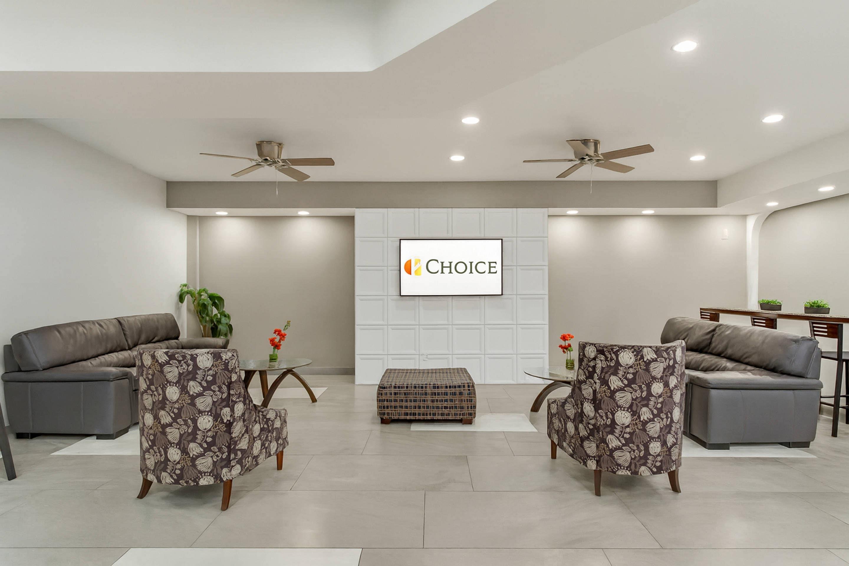 Lobby with sitting area | Suburban Studios Salt Lake City Airport
