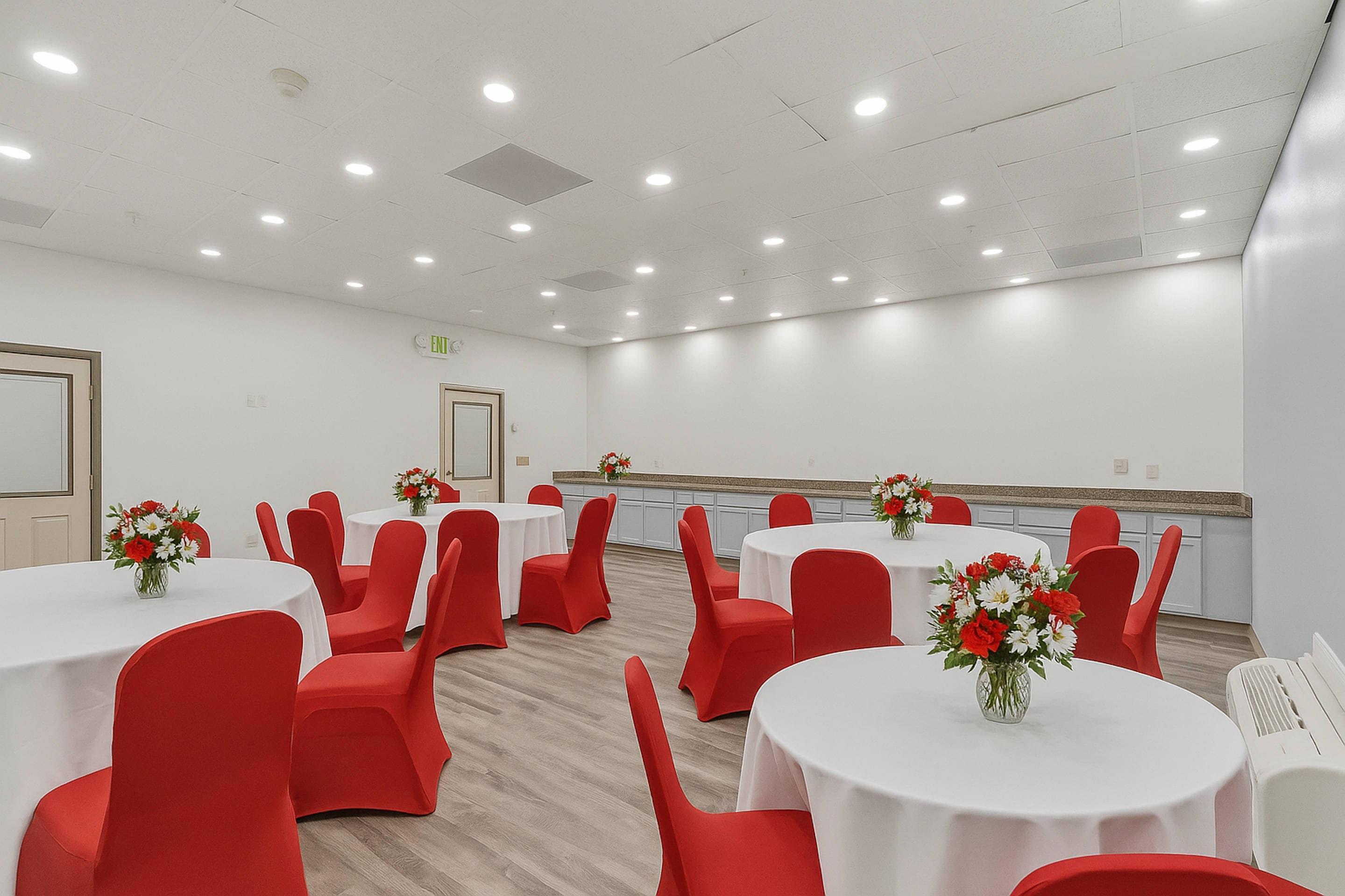 Large space for receptions, parties, anniversaries, and business meetings | Suburban Studios Salt Lake City Airport