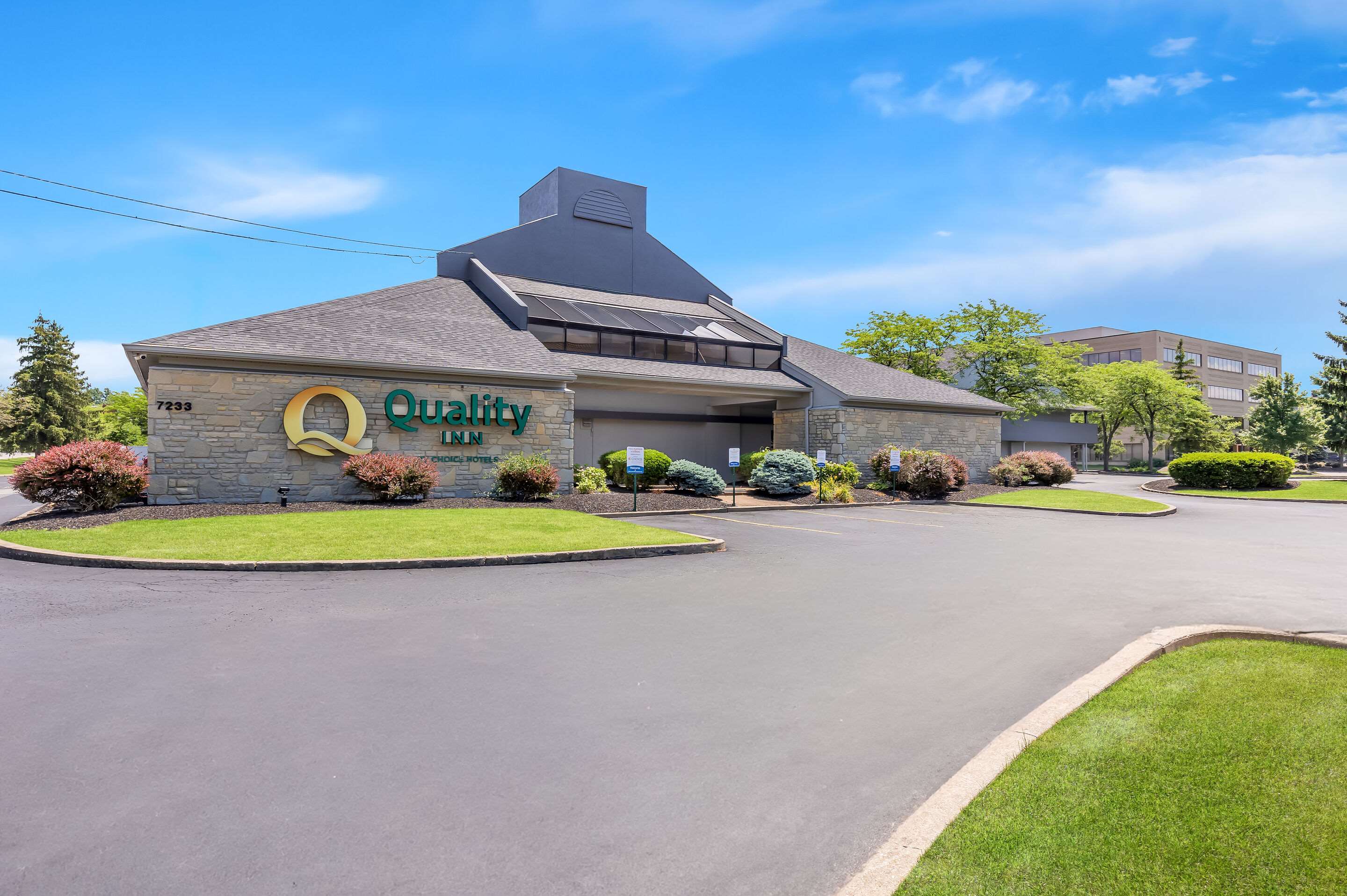 Hotel exterior | Quality Inn