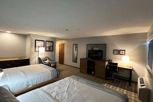 2 Queen Beds, Studio Suite, Jetted Tub , Non-Smoking