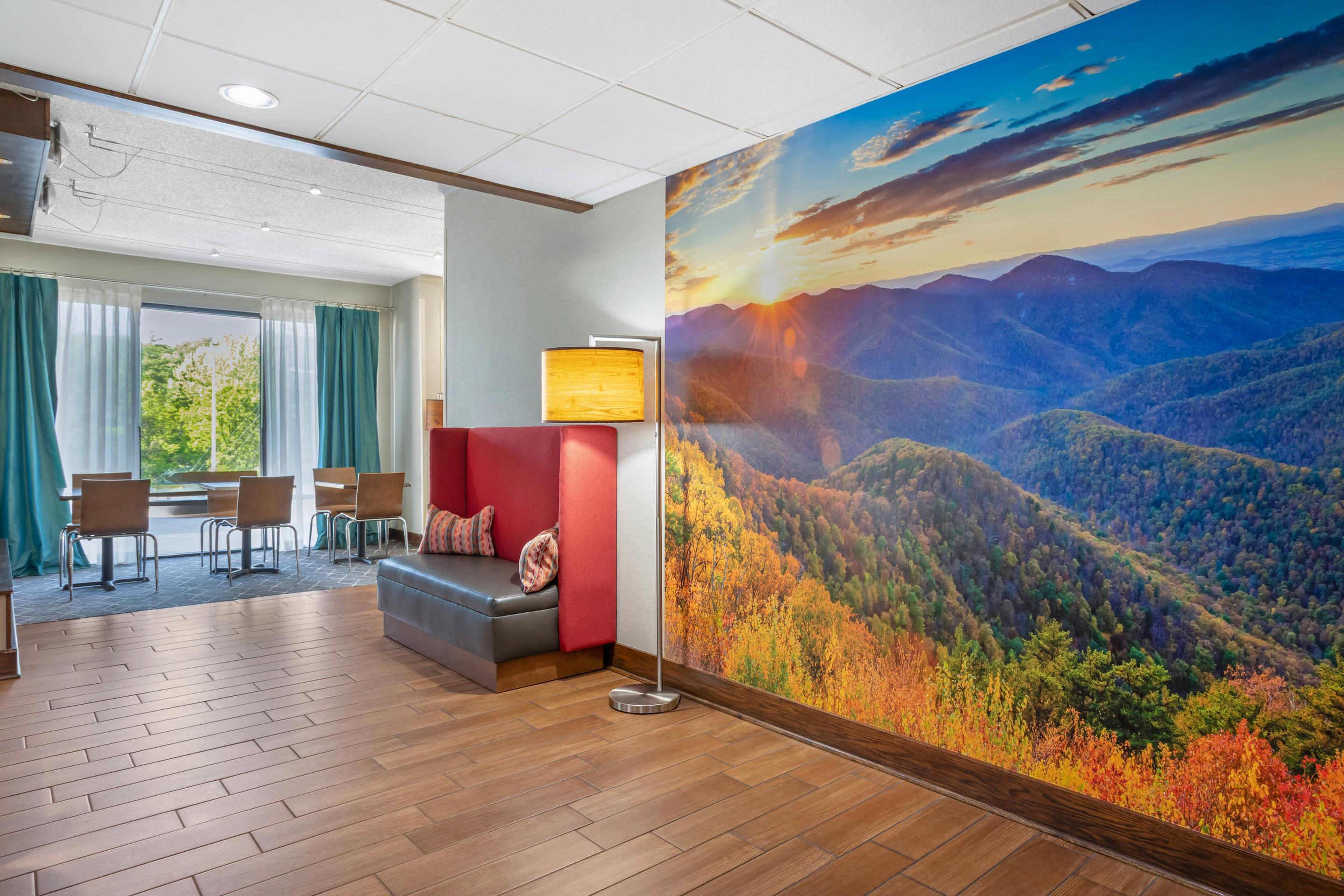 Hotel lobby | Cherokee Inn