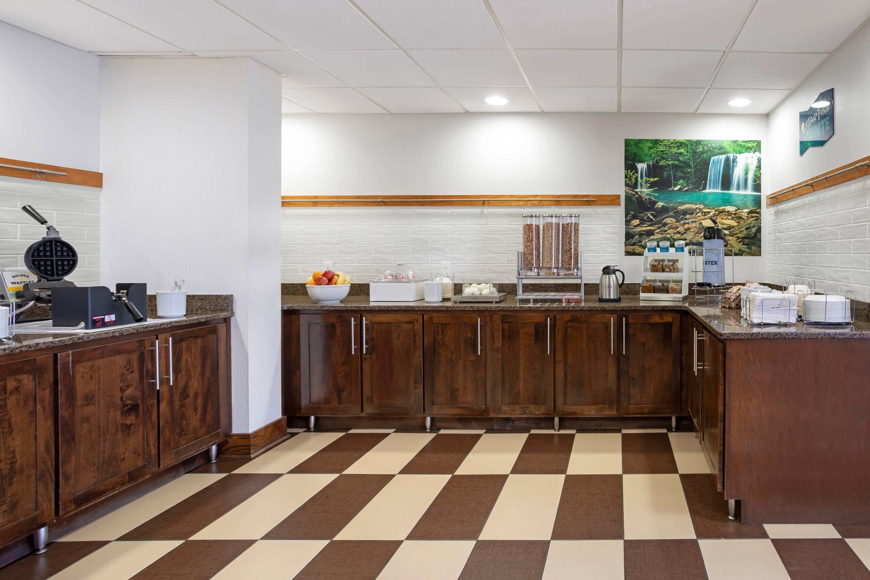 Breakfast area | Cherokee Inn