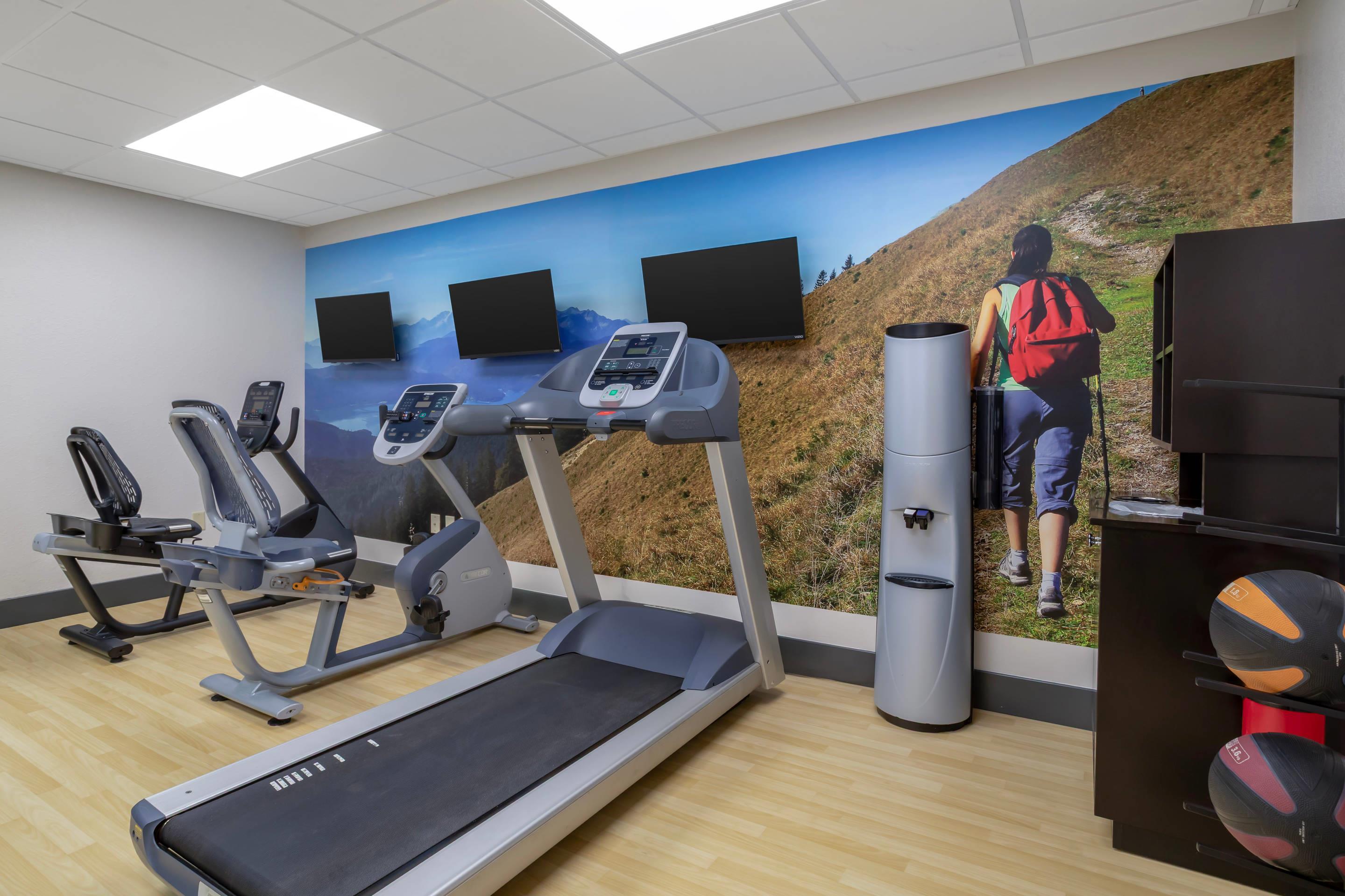 Fitness center | Cherokee Inn