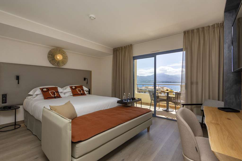 HOTEL L ACQUALE-guestroom-Guest Room,On-Site.jpg