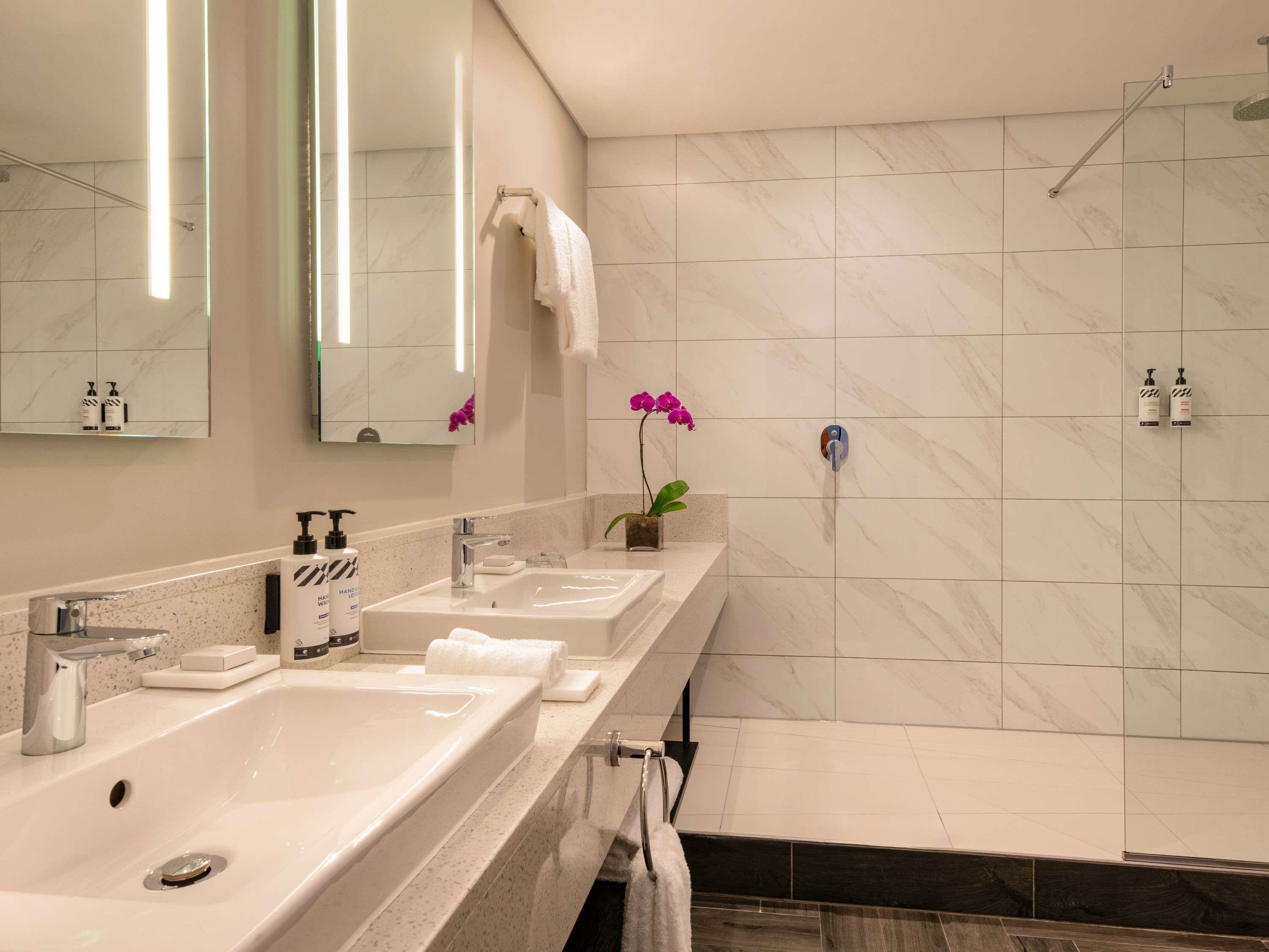 Pullman Cape Town City Centre Room Type - Superior Room with Twin beds