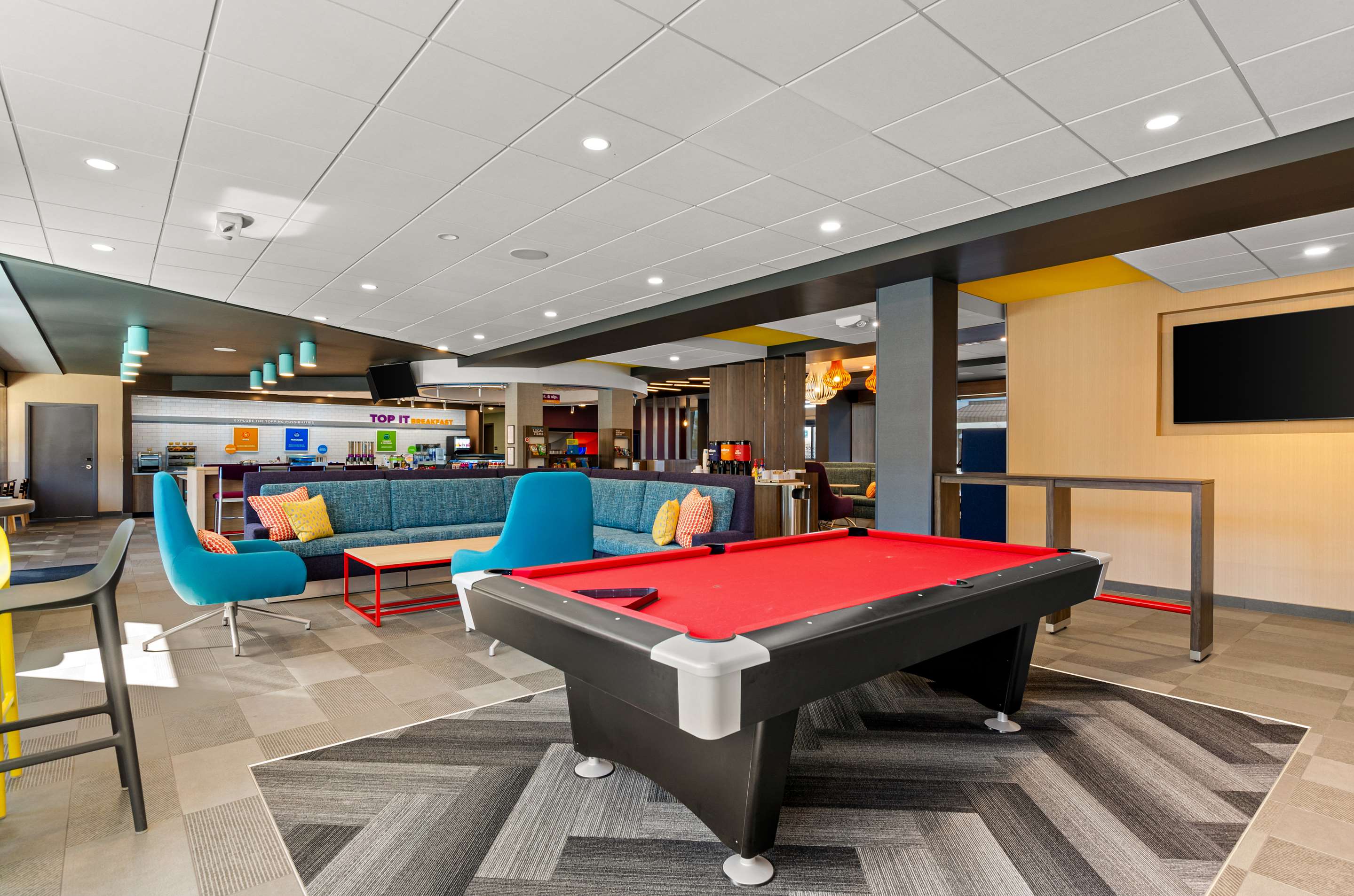 Lobby | Tru By Hilton Christiansburg