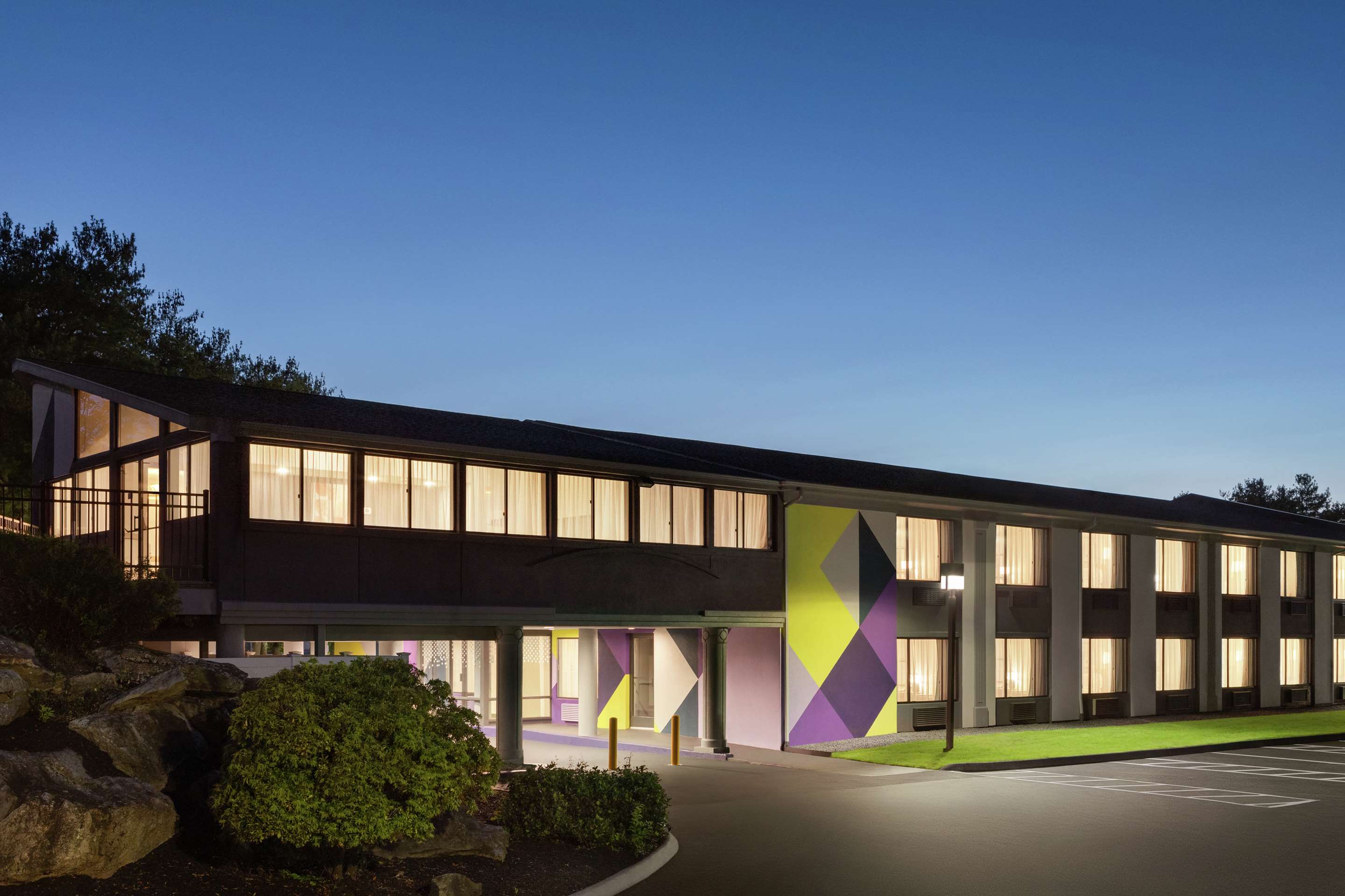 Exterior | Spark by Hilton Mystic Groton