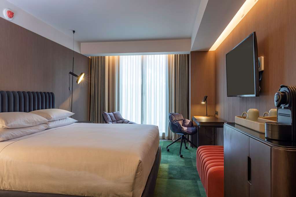DOUBLETREE BY HILTON SAN ISIDRO-guestroom-Guest Room,On-Site.jpg