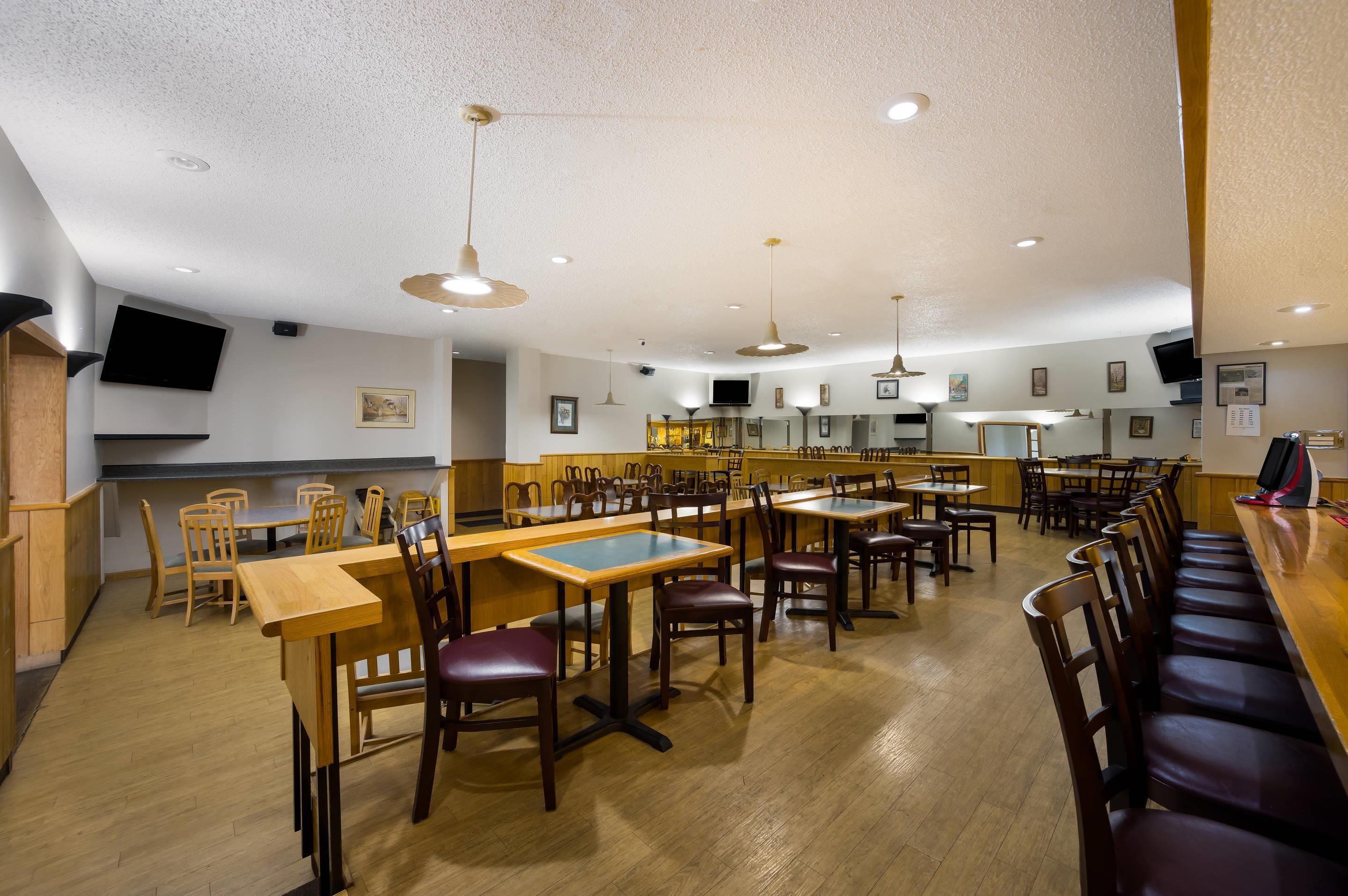 Bar | Suburban Studios Canon City