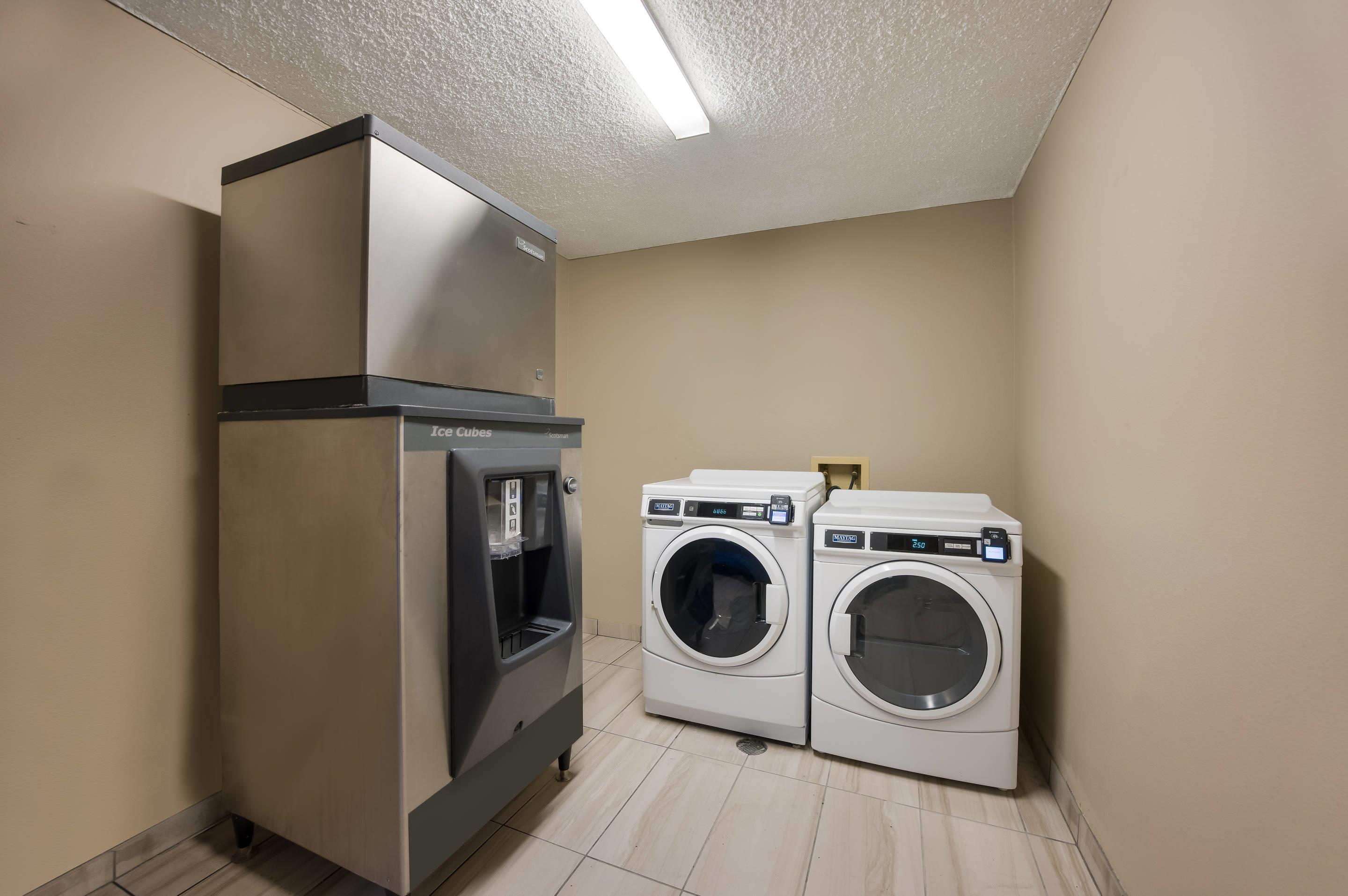 Guest laundry facilities | Suburban Studios Canon City