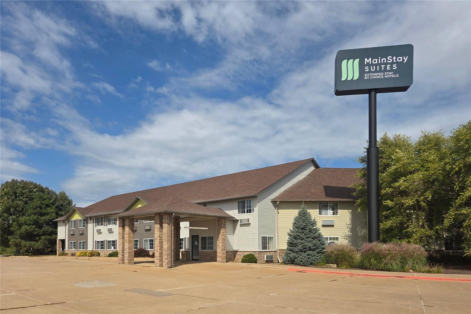 Mainstay Suites LeClaire Quad Cities