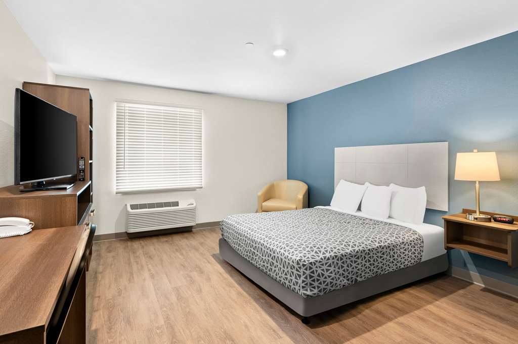 WOODSPRING SUITES INDIO - COACHELLA-guestroom-Guest Room,On-Site.jpg