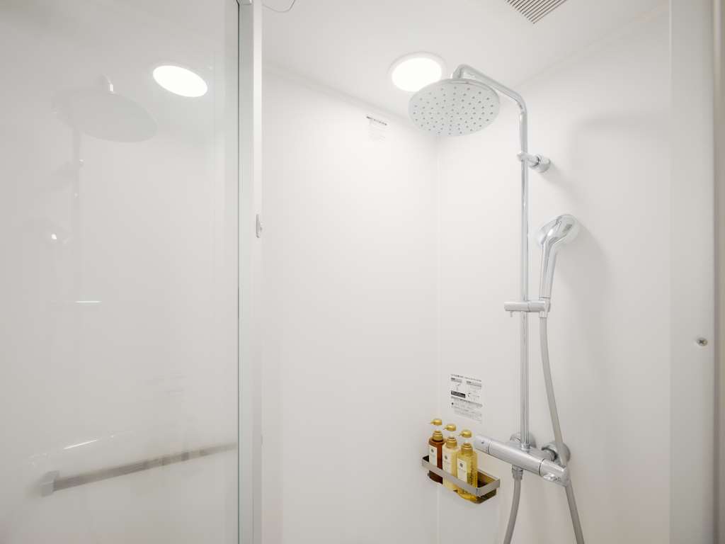 HOTEL MONDAY PREMIUM TOYOSU-guestroom-Guest Room,Bathroom,On-Site.jpg