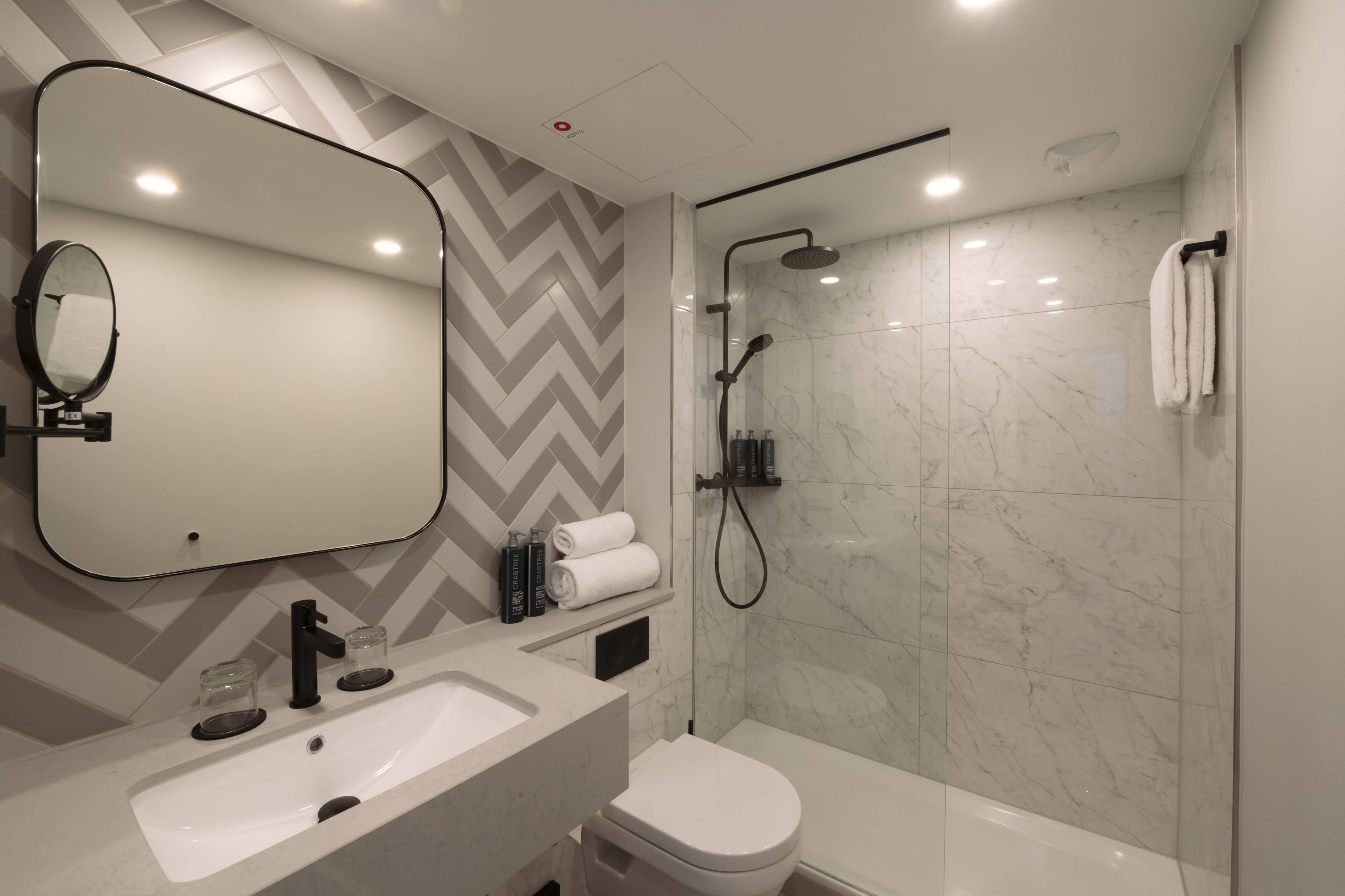 DoubleTree by Hilton Berlin Ku'damm Room Type - TWIN GUEST ROOM