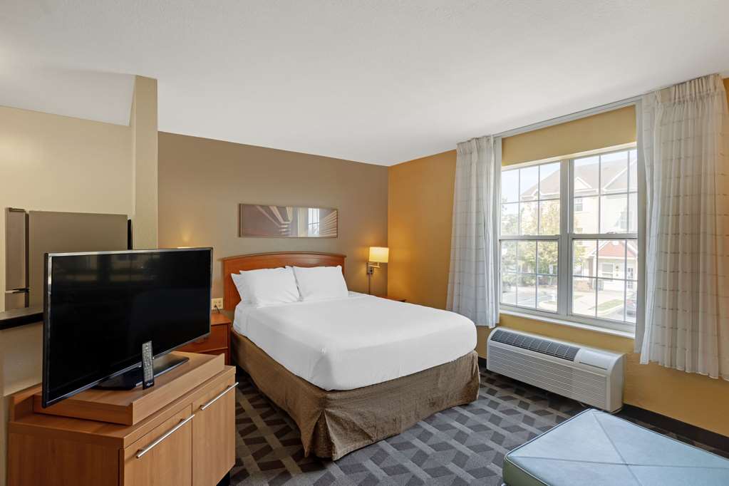 MAINSTAY SUITES MT LAUREL - PHILADE-guestroom-Guest Room,Suite,On-Site.jpg