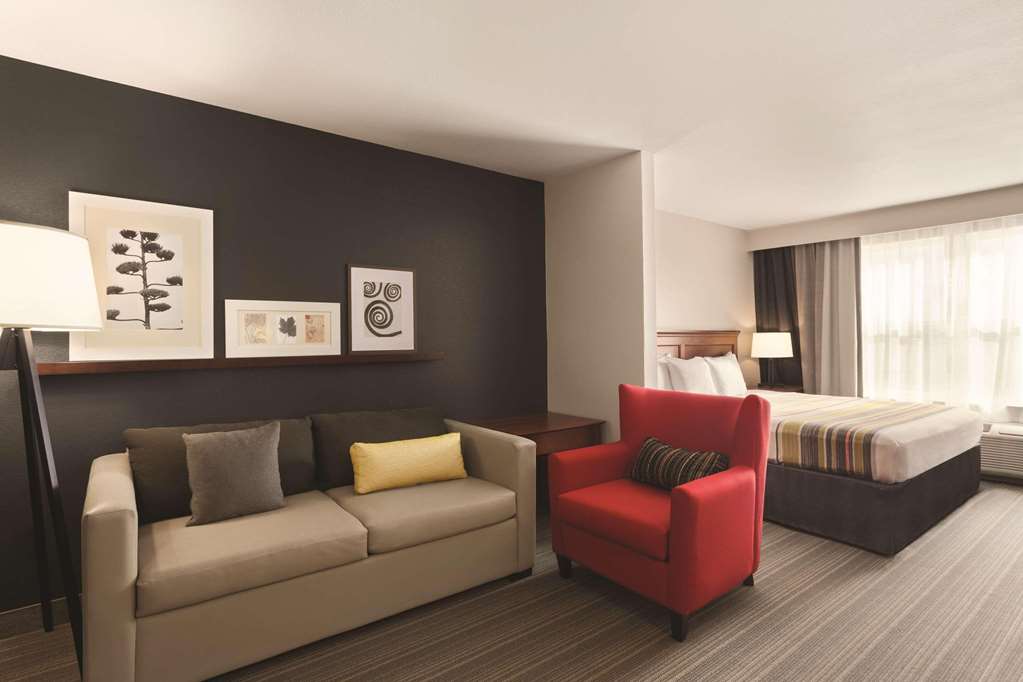 COUNTRY INN & SUITES BY RADISSON BE-guestroom-Guest Room,Suite,On-Site.jpg
