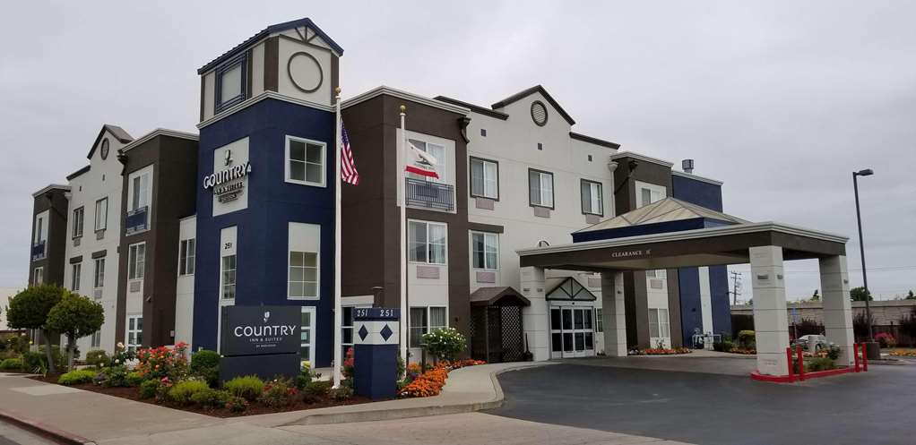 Country Inn & Suites San Carlos