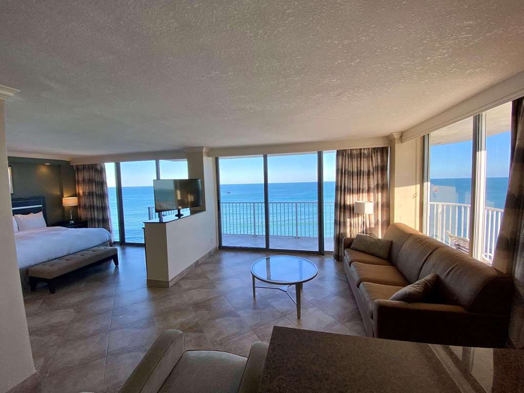RADISSON SUITE HOTEL OCEANFRONT-guestroom-Guest Room,Suite,On-Site.jpg