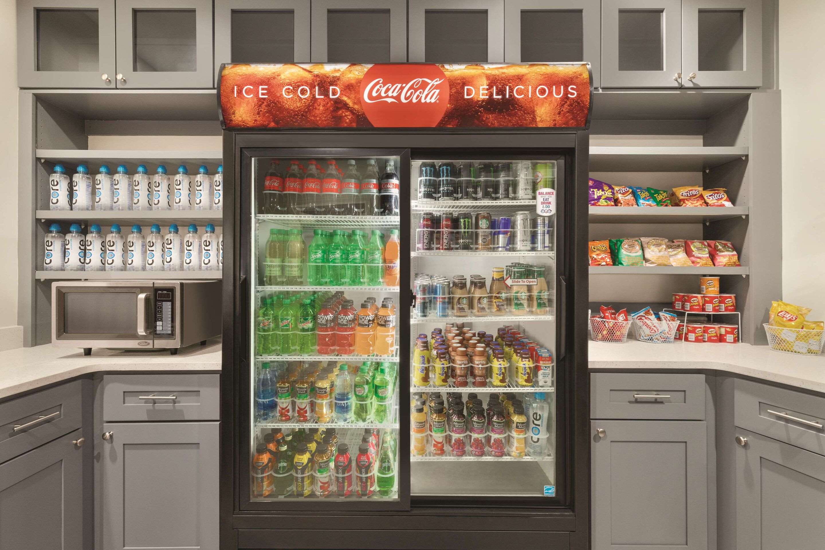 Hotel marketplace | Radisson Hotel Atlanta Airport