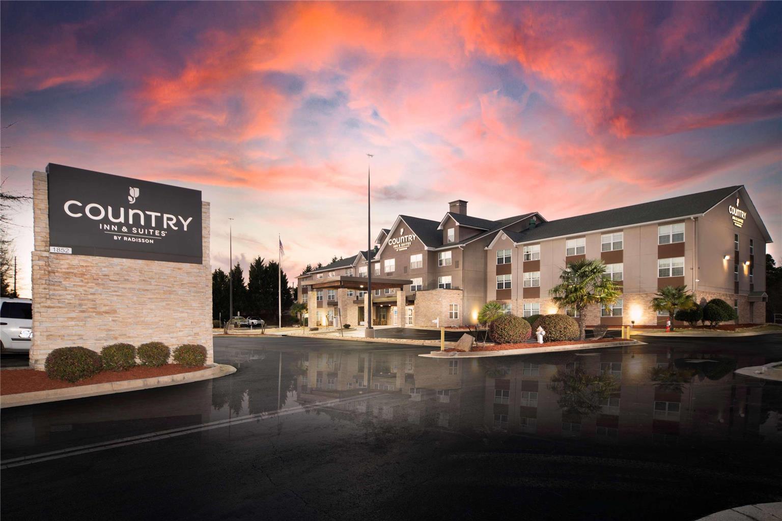 Country Inn & Suites Stone Mountain