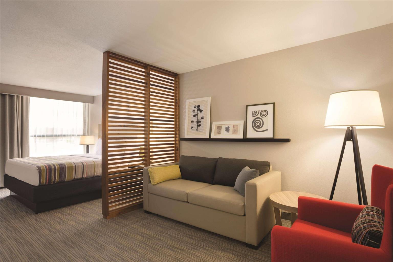 COUNTRY INN AND SUITES BY RADISSON-guestroom-Guest Room,Suite,On-Site.jpg
