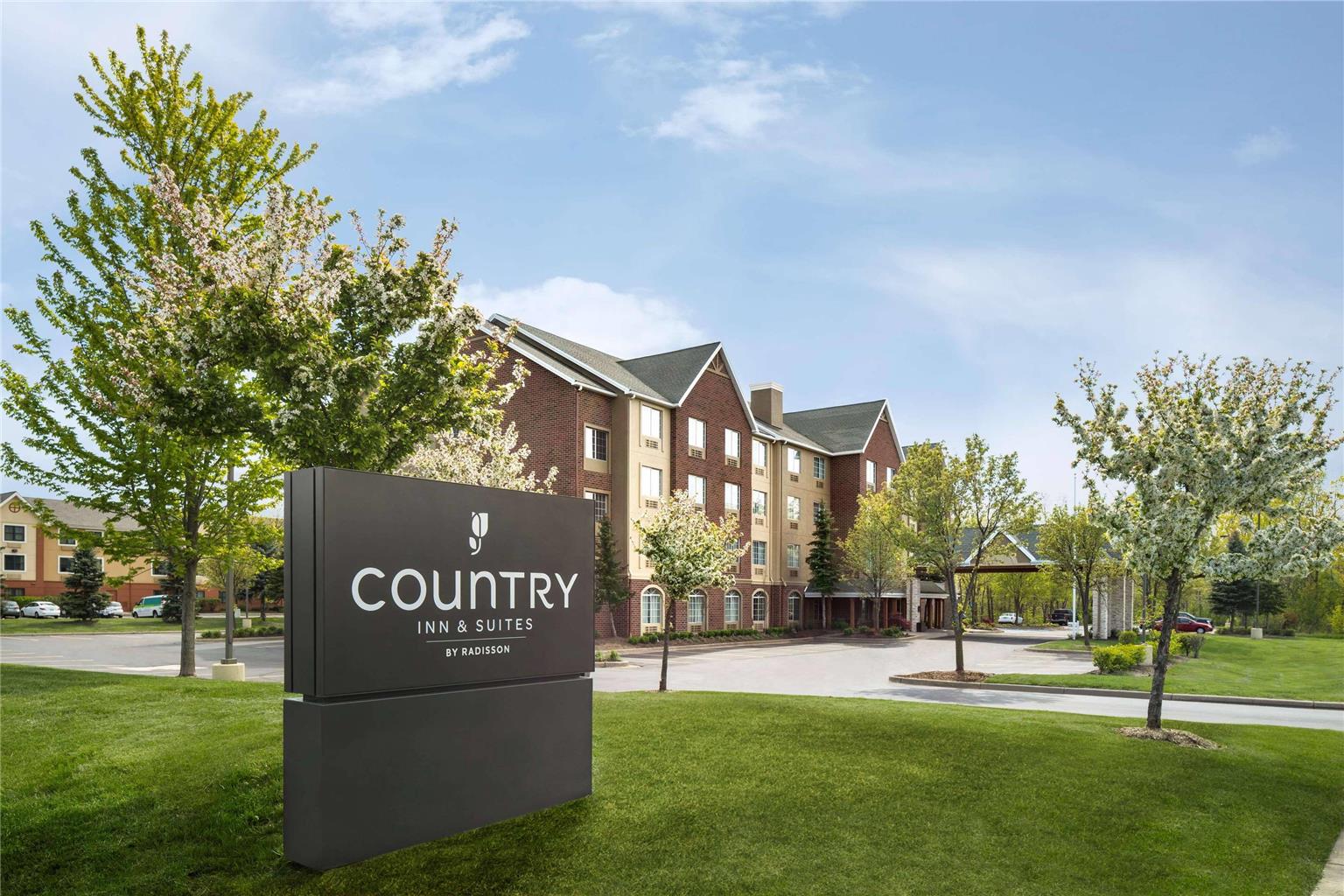 Country Inn & Suites Novi