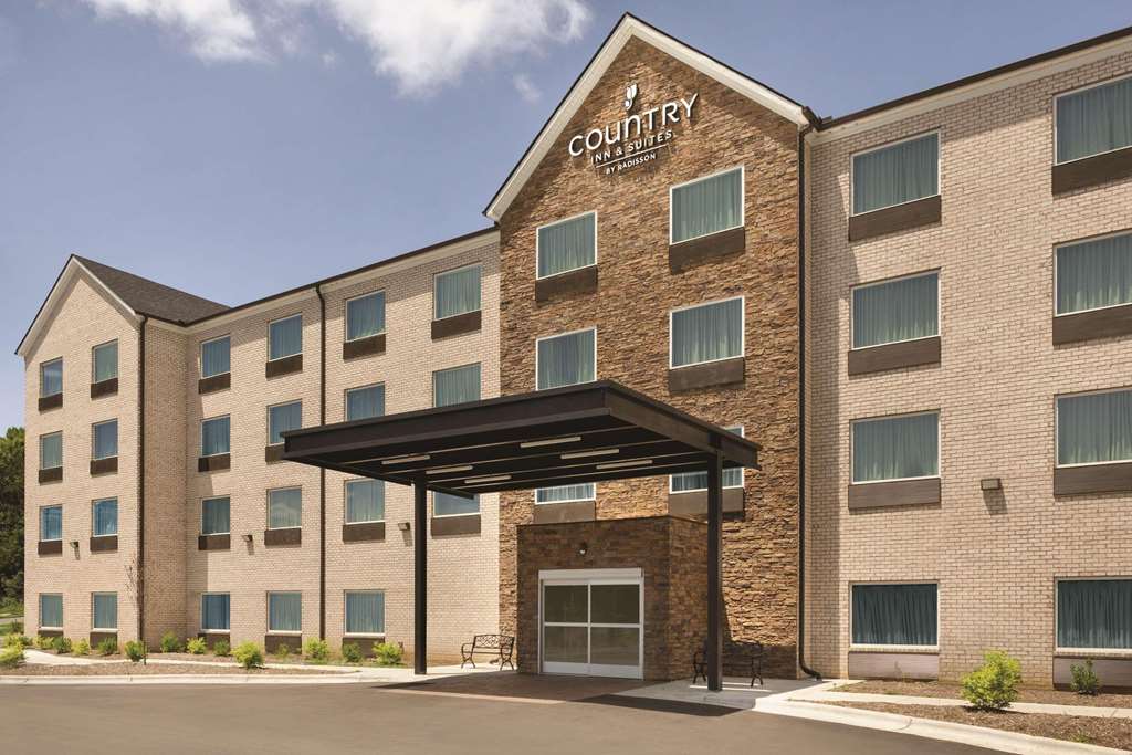 Country Inn & Suites Greensboro