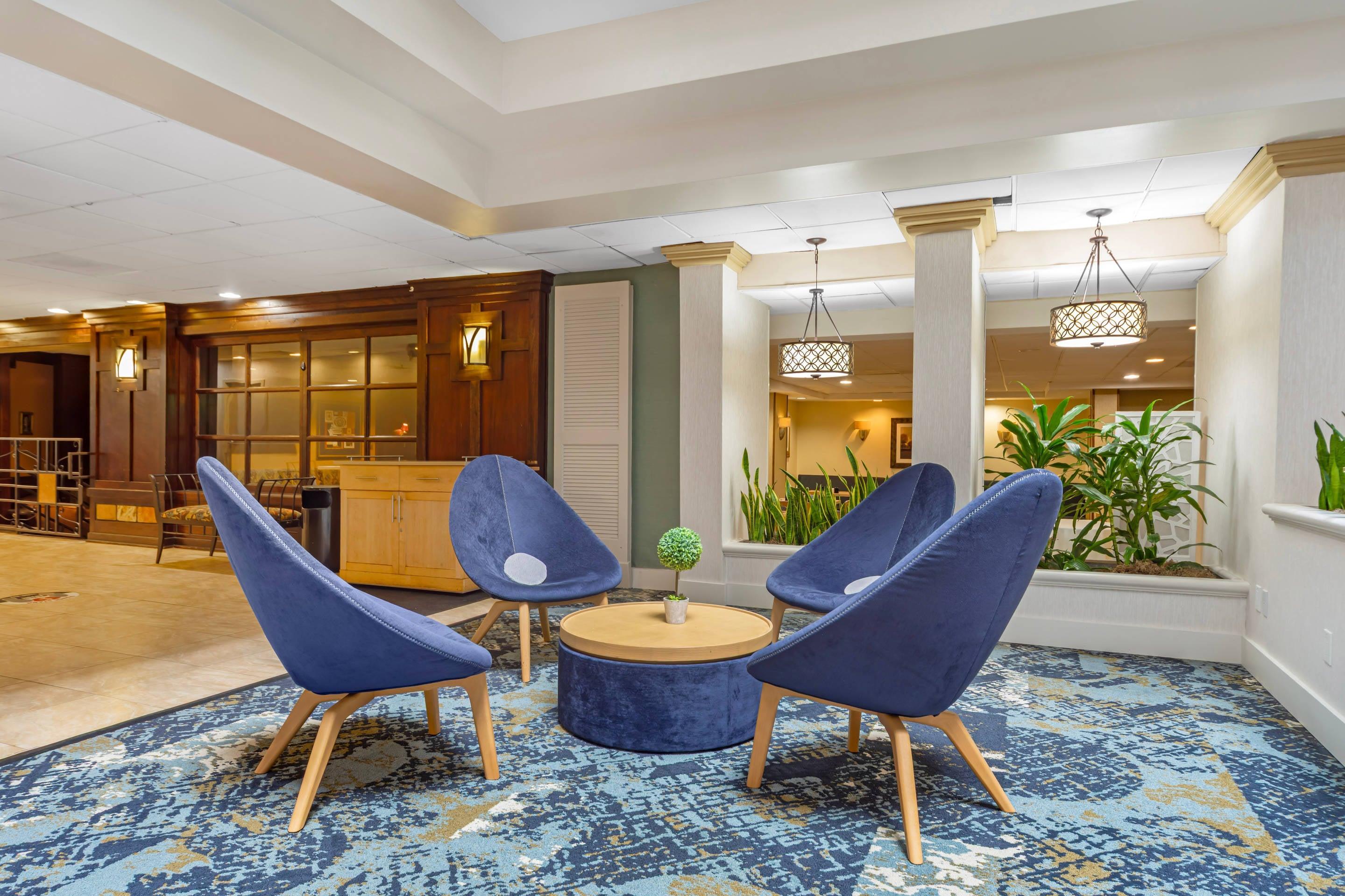 Lobby with sitting area