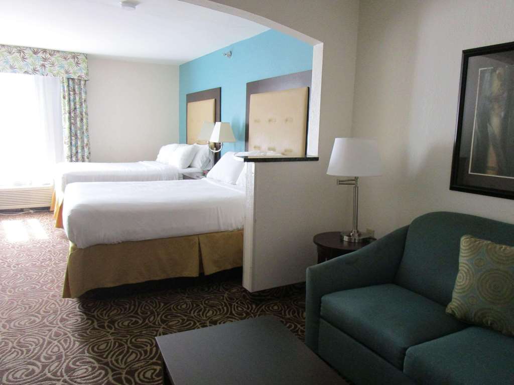 COUNTRY INN & SUITES BY RADISSON MU-guestroom-Guest Room,On-Site.jpg