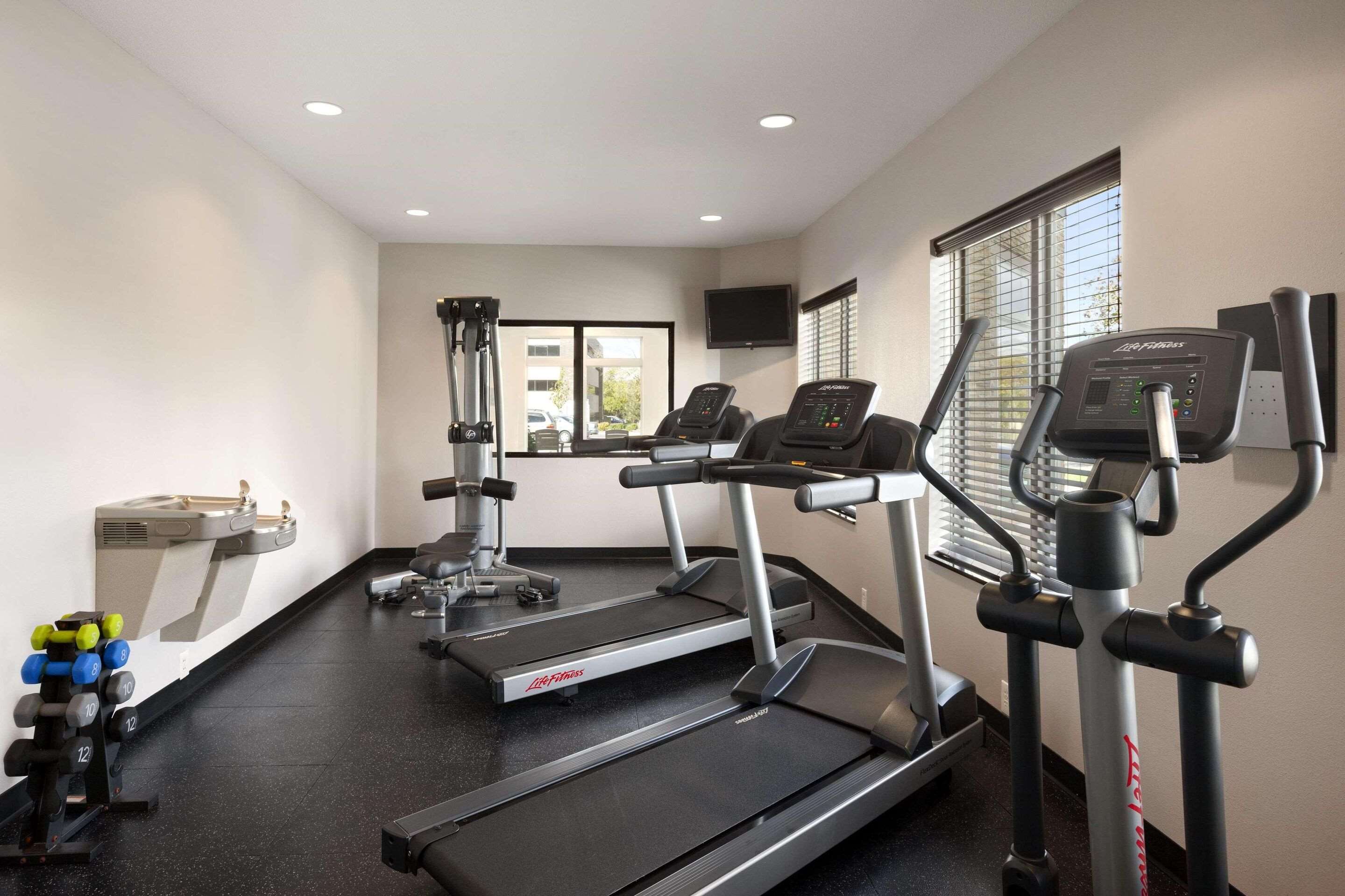 Fitness Center | Country Inn & Suites by Radisson, Sevierville Kodak, TN