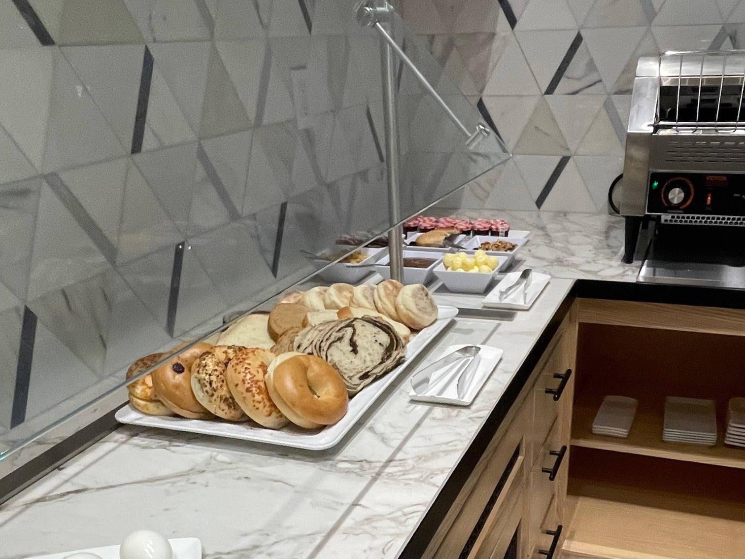 Executive club lounge | Radisson Hotel Salt Lake City Downtown