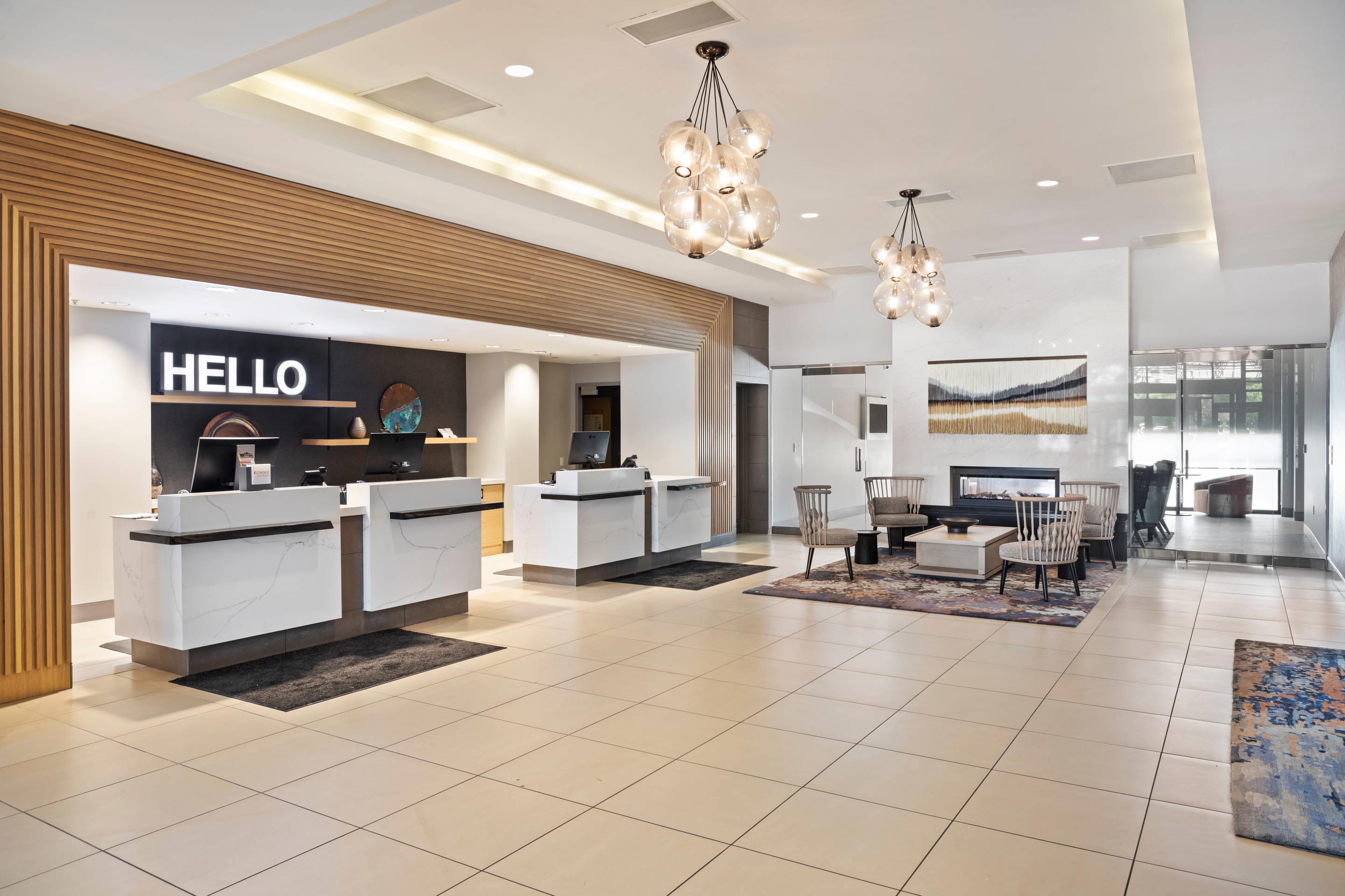Front desk | Radisson Hotel Salt Lake City Downtown