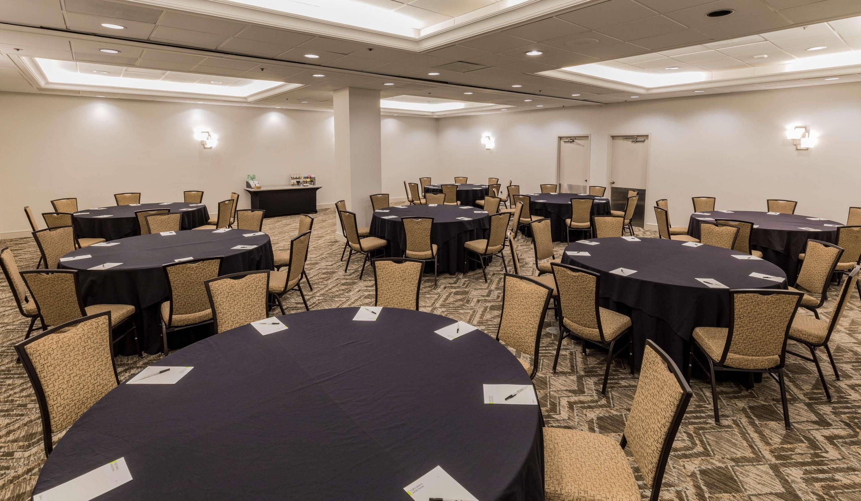 Cottonwood 1 2 | Radisson Hotel Salt Lake City Downtown