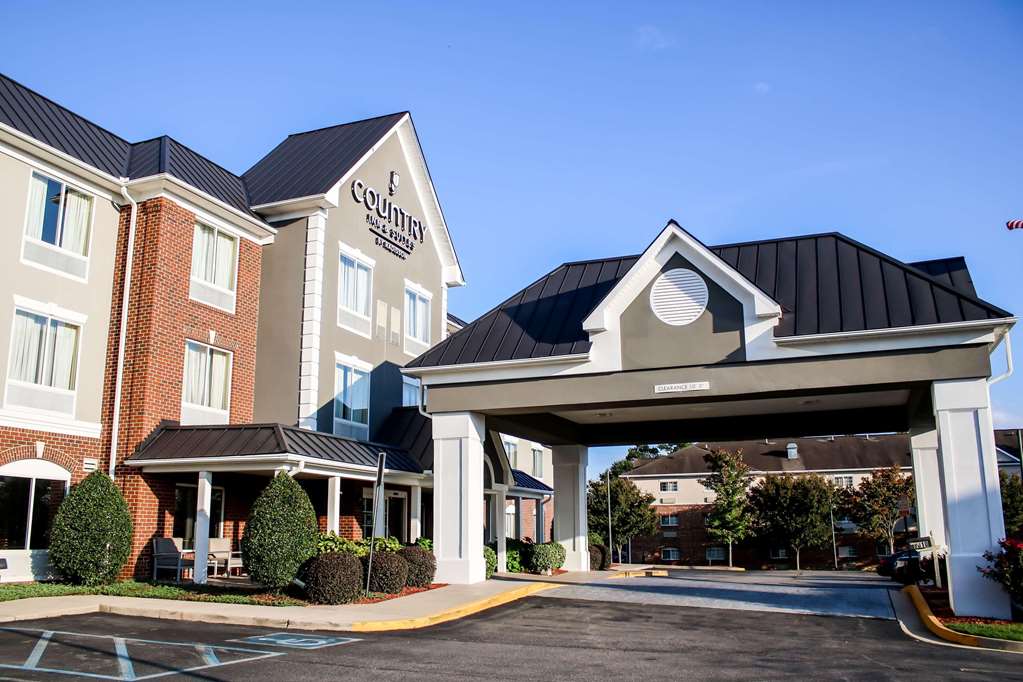 Country Inn & Suites Richmond West at I-64